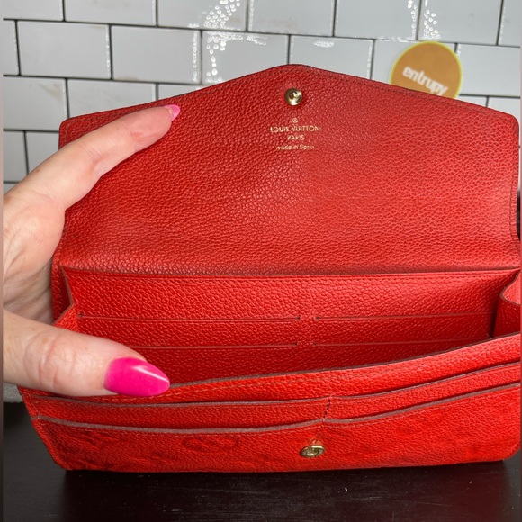 AUTHENTIC LOUIS VUITTON RED SARAH EMPRENTE WALLET - Picture 5 of 8